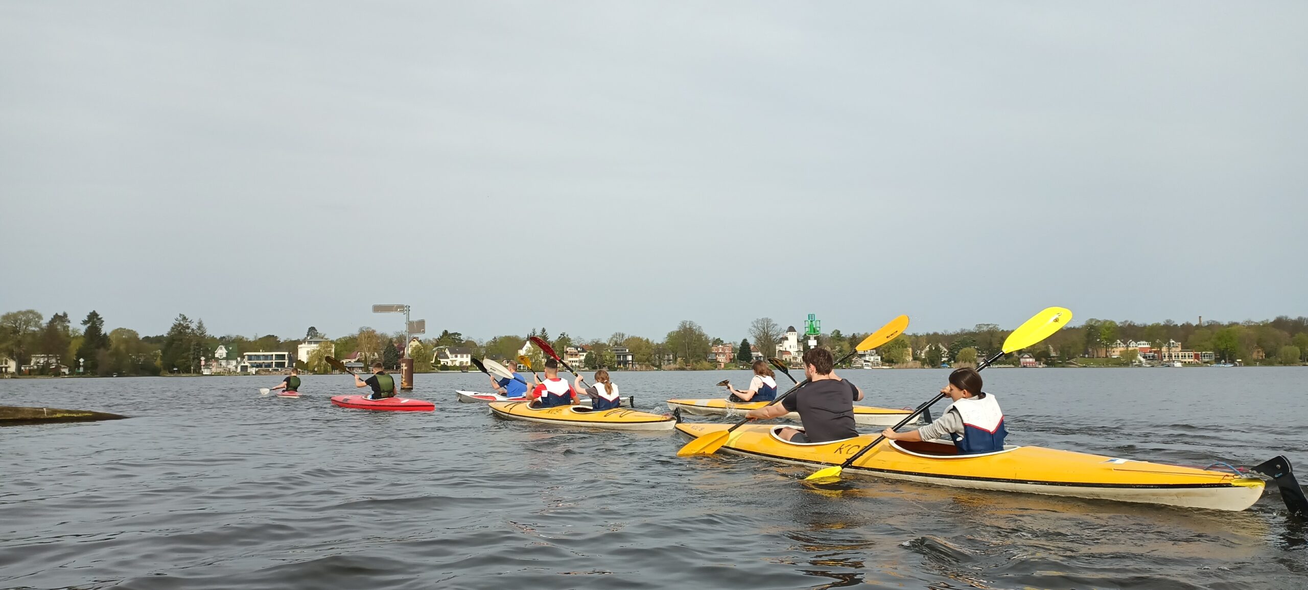 Gemeinsamer Saisonstart auf dem Wasser